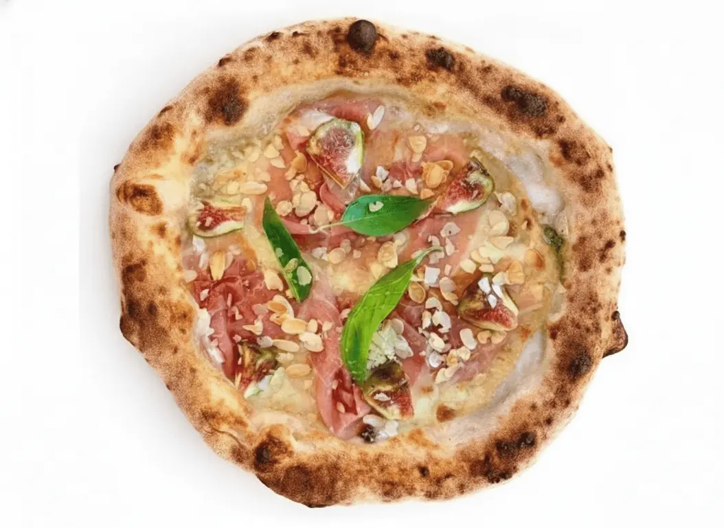 Fichi e Crudo pizza with figs, Prosciutto di Parma and honey